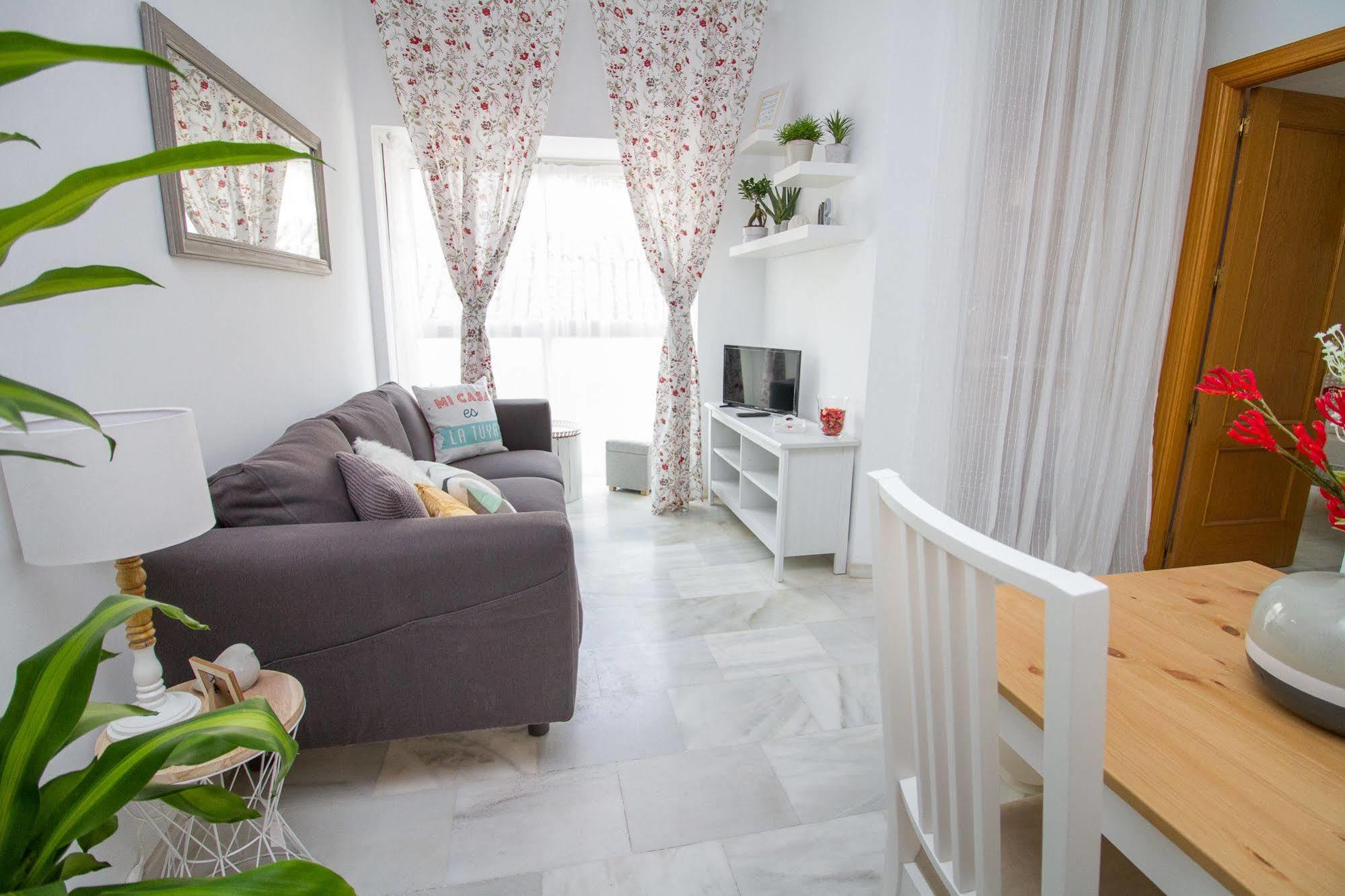Calle Alta Apartments - Cute & Romantic By La Recepcion マラガ エクステリア 写真