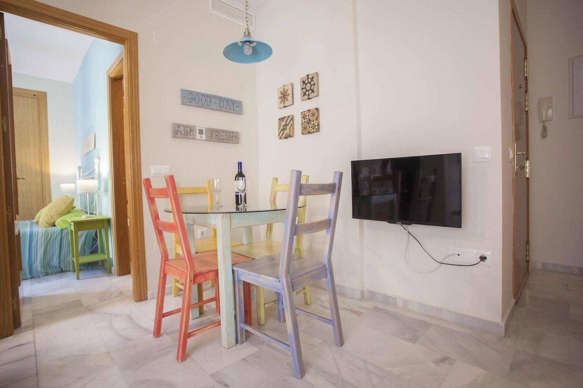 Calle Alta Apartments - Cute & Romantic By La Recepcion マラガ エクステリア 写真